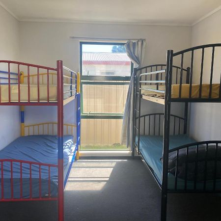 Хостел Peace Haven Backpackers Бленем Экстерьер фото