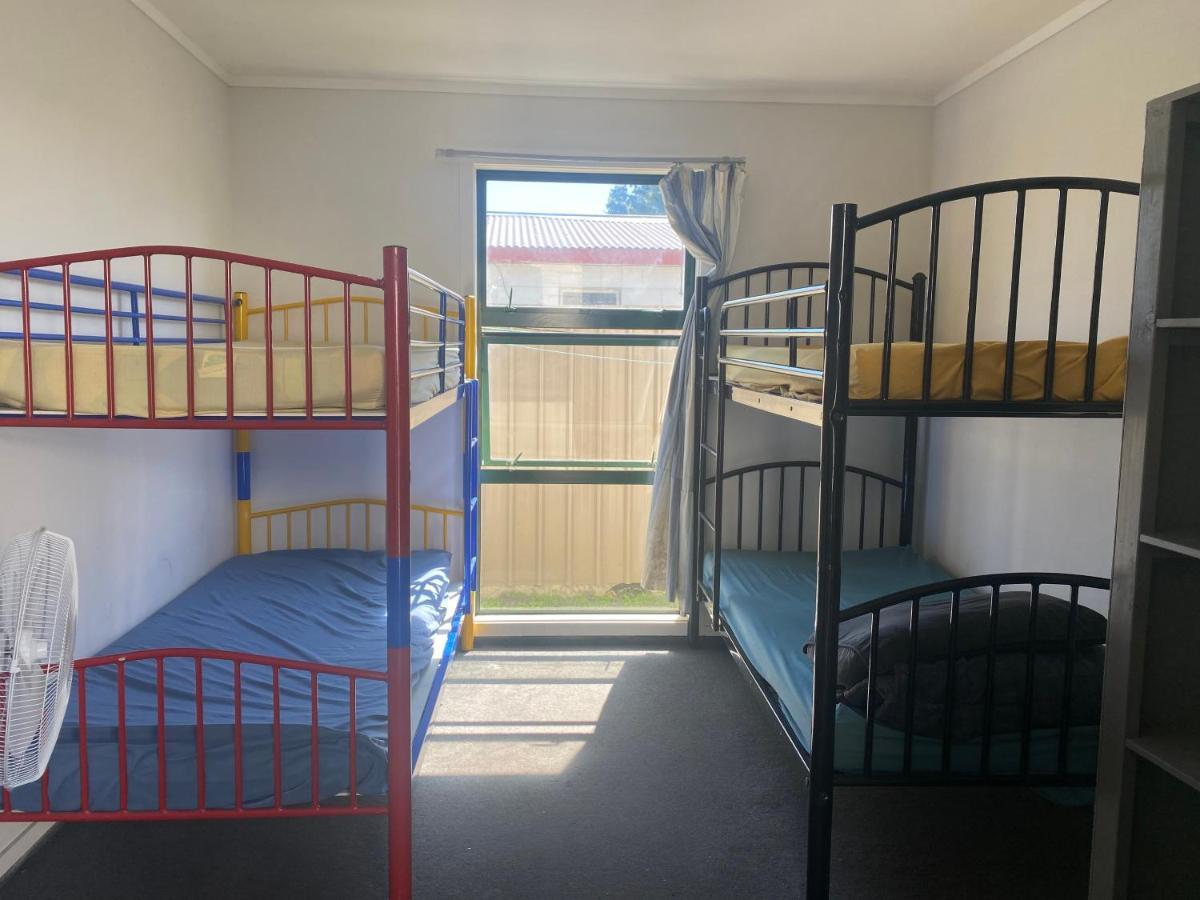 Хостел Peace Haven Backpackers Бленем Экстерьер фото
