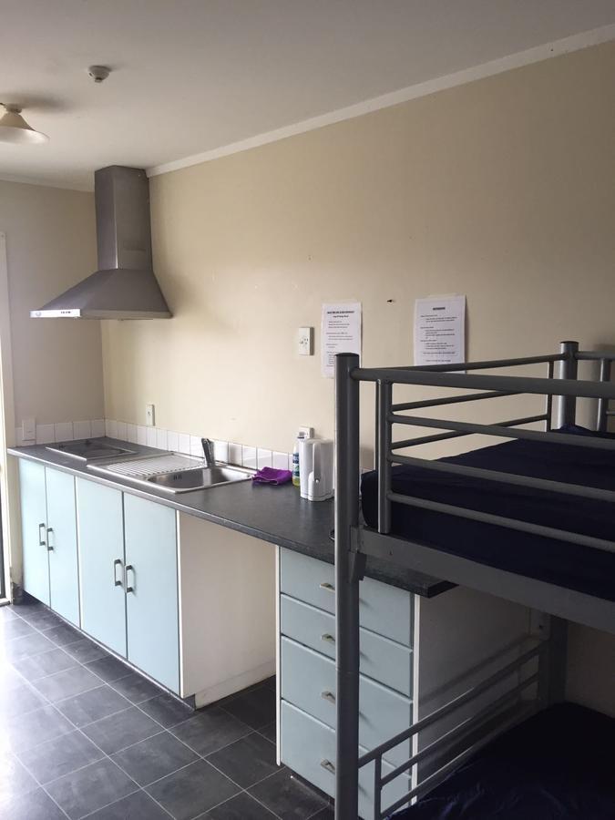 Хостел Peace Haven Backpackers Бленем Экстерьер фото